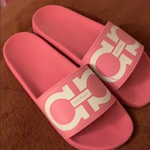 Ferragamo Slides